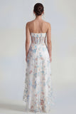 Corset blanc sans bretelles A-Line longue robe multi-fleurs avec fente à volants