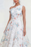 Robe midi multi-fleurs blanche à une épaule