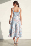 Robe midi à fleurs midi à satin à col carré bleu à col carré en ligne