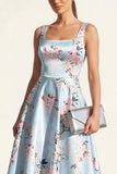 Robe midi à fleurs midi à satin à col carré bleu à col carré en ligne