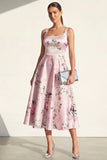 Robe midi à fleurs midi à satin à col carré bleu à col carré en ligne