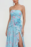 Robe fleurie bleue 3D à volants sans bretelle bleue avec fente