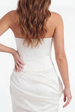 Robe de remise de diplôme blanche bodycon bodycon sans bretelles avec des fleurs 3D