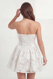 Corset blanc appliqué sans bustier A Line Mini robe