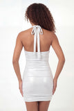 Mini robe bodycon moulante blanche à col nu et froncée