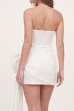 Mini robe corset bodycon blanche sans bretelles avec nœud
