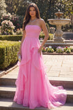 Robe de bal longue sans bretelles en tulle rose vif avec volants