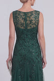 Robe longue robe de mère de la mariée à une ligne fleurie fleurie perlée
