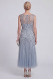 Robe longue robe de mère de la mariée à une ligne fleurie fleurie perlée