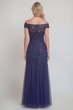 Tulle bleu marine Sequins floraux découverts sur l’épaule Longue robe de mère de la mariée