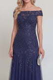 Tulle bleu marine Sequins floraux découverts sur l’épaule Longue robe de mère de la mariée
