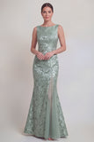 Robe longue de la mère de la mariée en mer à col fleuri vert foncé et fente