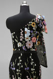 Robe longue d’invité de mariée en broderie florale noire asymétrique à une épaule
