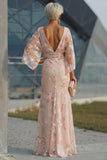 Robe longue de la mère de la mariée à col bateau champagne à col bateau et fourreau
