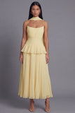 Robe midi plissée plissée à volants A-line Dusty Sage sans bretelles plissées et volants avec écharpe au col