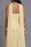 Robe midi plissée plissée à volants A-line Dusty Sage sans bretelles plissées et volants avec écharpe au col