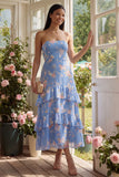 Robe longue d’invité de mariage à étages à étages à motifs floraux en chiffon bleu chiffon
