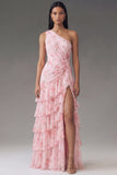 Robe longue d’invitée de mariée rose à étages à motifs floraux en chiffon à une épaule avec fente