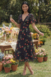 Robe de mariage midi en chiffon à cheval noir rouge à col en V avec manches courtes