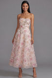 Robe longue fleurie à motifs sans bretelles rose en mousseline avec perles