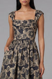 Robe noire midi fleur jacquard à col carré et fronce, ligne en A