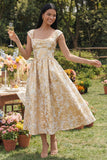 Robe noire midi fleur jacquard à col carré et fronce, ligne en A