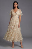 Robe d'invitée de mariage champagne tulle brodé col V manches fluides imprimé floral