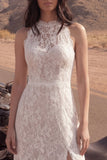 Robe de mariée bohème longue à col haut en dentelle ivoire avec fente