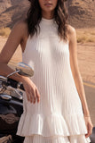 Robe de mariée courte à col montant à étages en ivoire simple avec volants