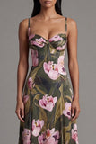 Fines bretelles olive florales Une robe fleurie longue