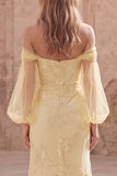 Robe longue de bal à manches à l’épaule jaune appliquée en sirène découverte