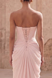 Robe de soirée longue rose clair bustier froissée avec fente