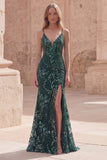 Robe longue de bal en sirène perlée vert foncé à sequins avec fente