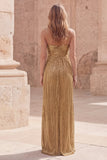 Robe de bal longue de bal à bretelles fines dorées à brides fines fines sans manches