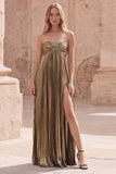 Robe de bal longue de bal dorée foncée, ligne A, froncée, sans manches