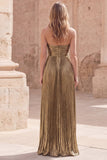 Robe de bal longue de bal dorée foncée, ligne A, froncée, sans manches