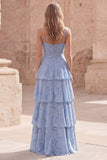 Robe Maxi en dentelle à hauts niveaux bleu poussiéreux à bretelles fines à volants avec des applications