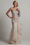 Robe de la mère de la mariée à une épaule à volants en forme de sirène blanche à sequins