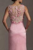 Robe de mère de la mariée rose rose satin à col rond à col rond, longue robe fleurie avec poche