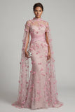 Robe fleurie sirène rose à col illusion avec manches cape