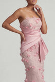 Robe sirène rose sans bretelles florale de la mère de la mariée avec cape détachable