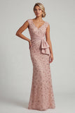 Robe de mère de mariée à col V à perles en blush à V