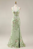 Robe de bal longue brodée en forme de corset transparent en sauge poussiéreuse avec fourreau