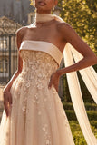 Corset buste à blush Une robe de bal longue en tulle en fleurs 3D avec une écharpe au col