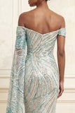 Robe de bal longue de bal bleu sirène scintillante à paillettes décollées avec une cape latérale