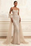 Robe longue de bal scintillante en abricot perlée de sirènes avec cape