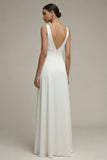 Robe de fiançailles longue blanche en satin à col en V