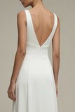 Robe de fiançailles longue blanche en satin à col en V