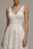 Robe de fiançailles en dentelle ivoire à col en V A Line