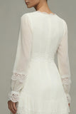 Robe de fiançailles Midi blanche à col en V à volants avec dentelle